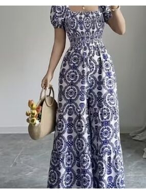 Blue & White Patterned Puff-Sleeve Maxi Dress